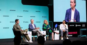 从”是什么”到”怎么建”：Robinhood 与 Bitstamp 称银行已准备好在链上构建