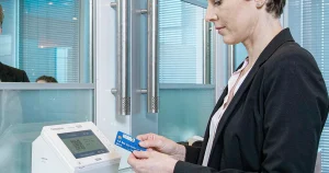 Visa 调查：银行级保障可将美国稳定币使用意愿从 36% 拉到 56%，信任赤字才是监管真命题